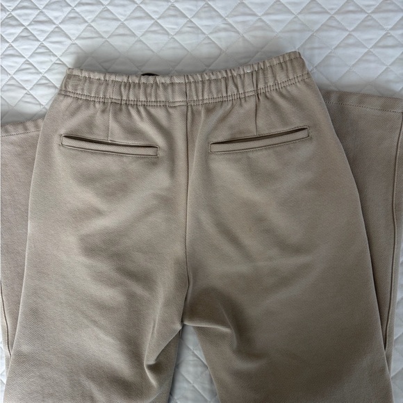 Zara Women’s Beige Joggers Ankle Length - Picture 4 of 4